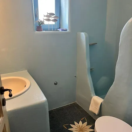 Apartment Sail In *
